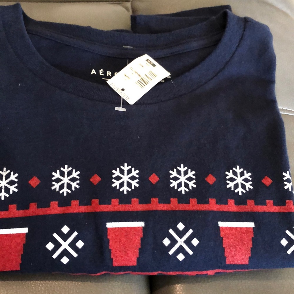 New Aeropostale large T-shirt